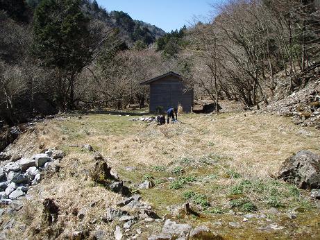 川原小屋