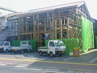 輪島市内　建築中　2008.9.22