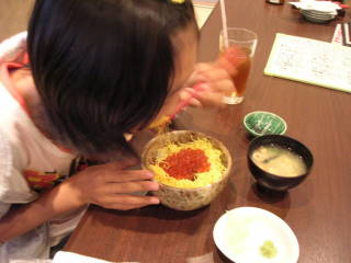 花子の大好きないくら丼