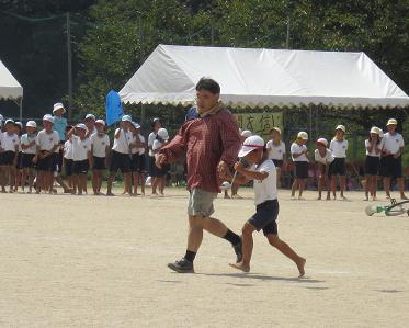 つーちゃんパパと長男の競技.JPG