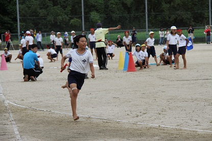 高学年リレー.jpg
