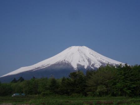 2006.5.25 春の雪に被われた冨士