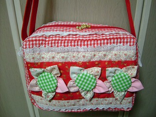 キティーバック裏