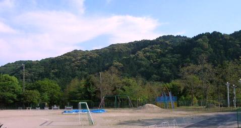 奥殿小からの山の風景