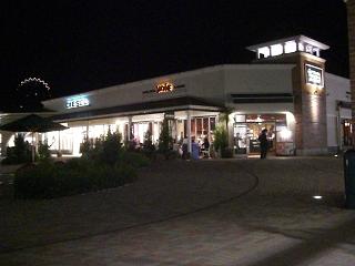 outlet2.jpg