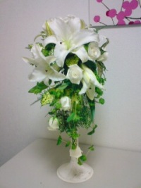 キャスケードブーケ