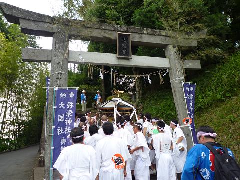 弥栄神社１０