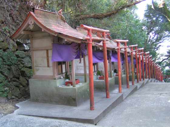 兵淡路d11神社
