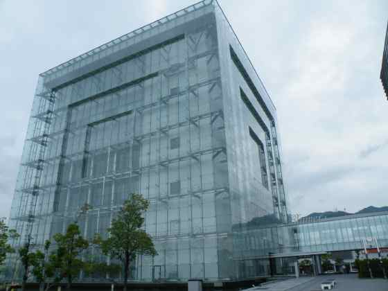 兵庫4b人と防災未来センター