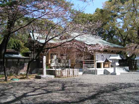 高知周011神社
