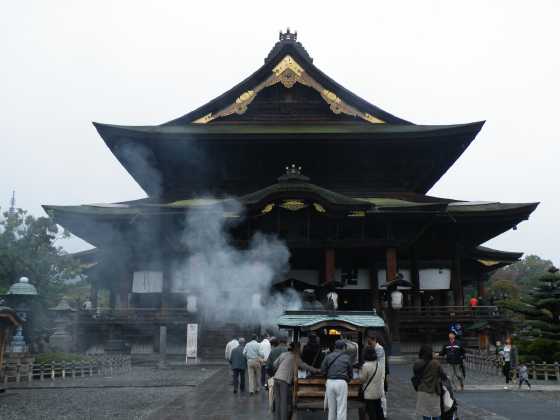 長野d1善光寺