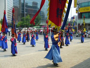 王宮守門将交代式