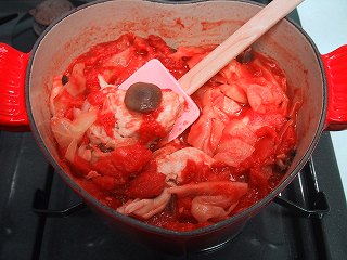 鶏肉のトマト煮込み