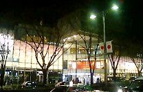 表参道ヒルズ