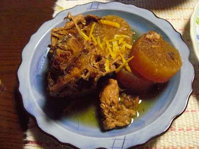 P1530837(640x480)夕食・鰤大根.jpg