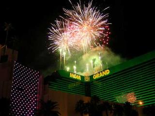 ＭＧＭ　花火２