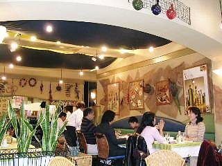 ラ・フェットの店内