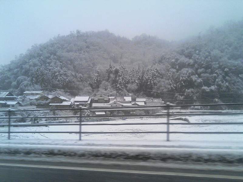 御本部教会長教師研修会道中の大雪　平成22年3月9