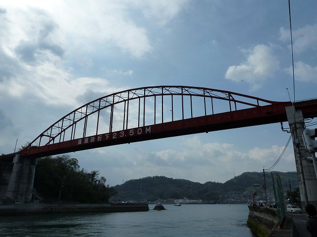 第二音戸大橋橋桁移動工事　平成23年4月21日～25日 23