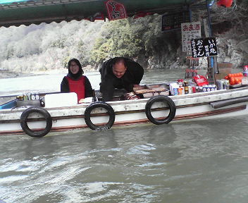水上の商人たち