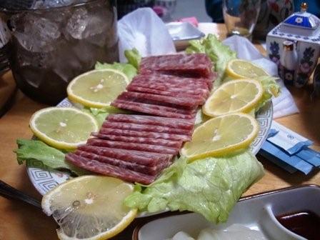 2009030742 これぞ馬刺し!.jpg