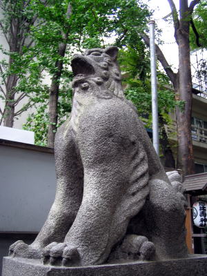 鬼王神社の狛犬