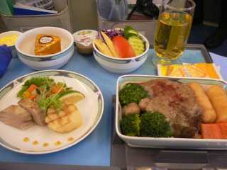 JAL 台北→成田１ ビジネスクラス機内食