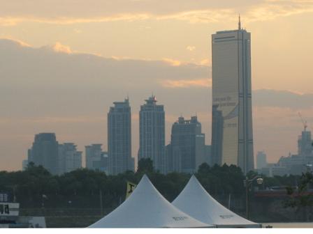 2008ソウルの夕暮れ.JPG
