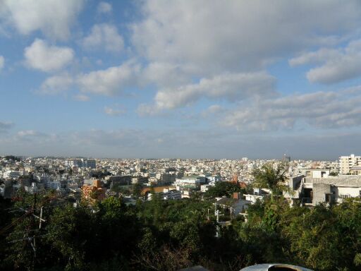 岡から見た那覇