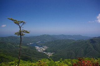 s-s-23硯上山山頂から雄勝湾.jpg