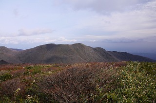 s-s-54 後白髪山　三峰.jpg