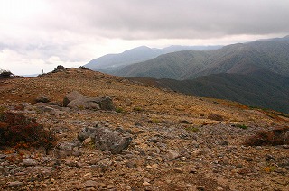 s-s-55 南雁戸山　ガレ場.jpg