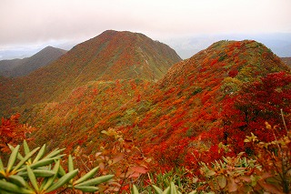 s-s-55 南雁戸山　山頂から北.jpg