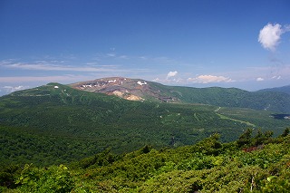 s-s-7後烏帽子岳　山頂から刈田岳.jpg