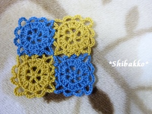 円形モチーフとモチーフつなぎの編み地♪