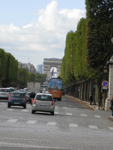 コンコルド広場からの凱旋門