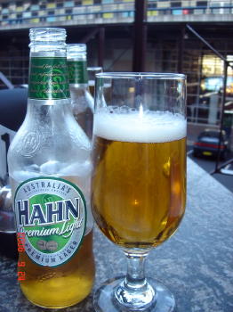 オーストラリアビール「ＨＡＨＮ」