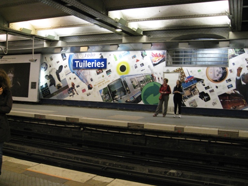 チュイルリー駅