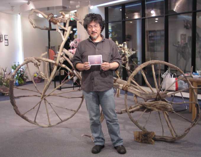 親子展にあそびに来た野澤くん