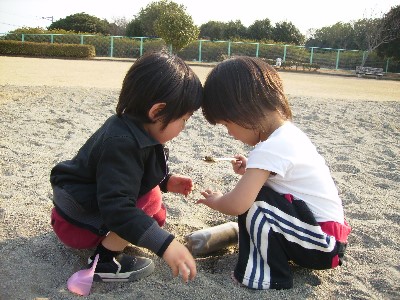 2月7日　公園の砂場