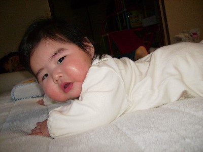 3月16日　寝返りの練習