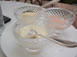 ソースも手作りだぁ