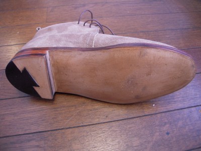 2011年10月9日Mさん１足目の革底チャッカー。