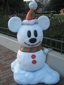 mickey snow man.JPG