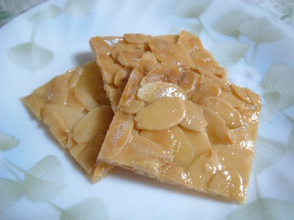 アーモンドチュイール