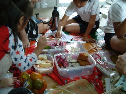 ２００６年　運動会のお弁当風景