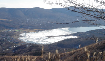 凍った山中湖2