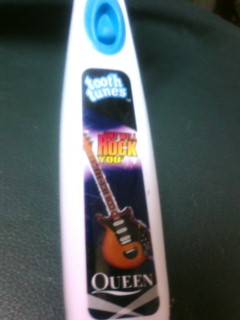 電動歯ブラシ！？…！