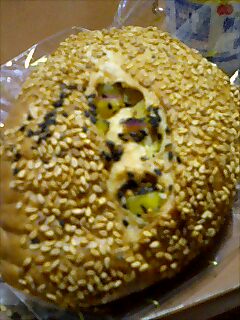 なると金時いものパン