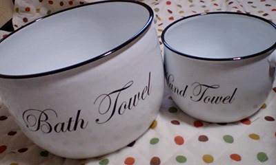 ホーローのバケツ